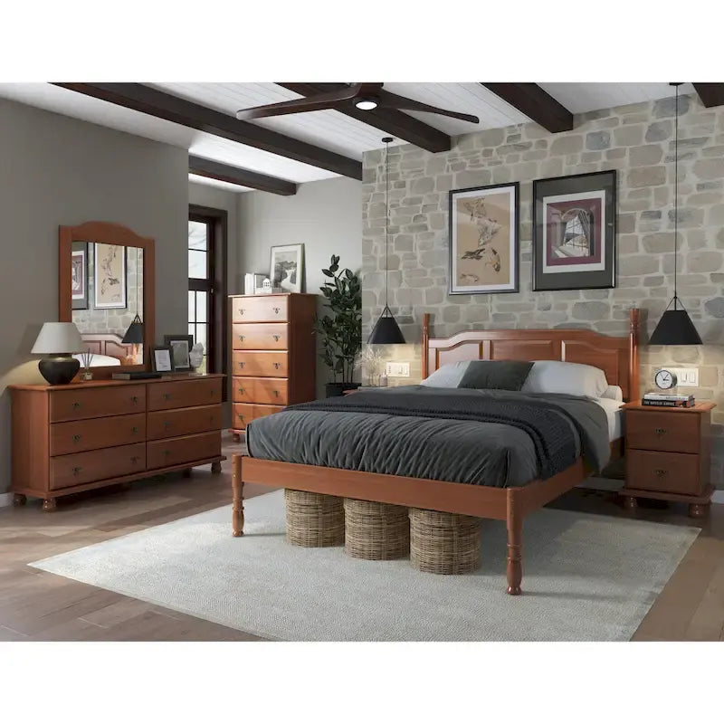 Cama queen elevada de madera maciza al 100 %, con plataforma, paneles en relieve y postes torneados
