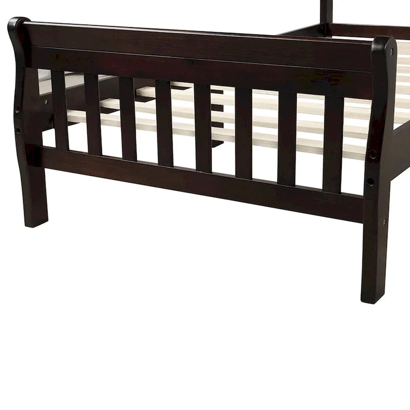 Cama de plataforma de madera con cabecero y piecero