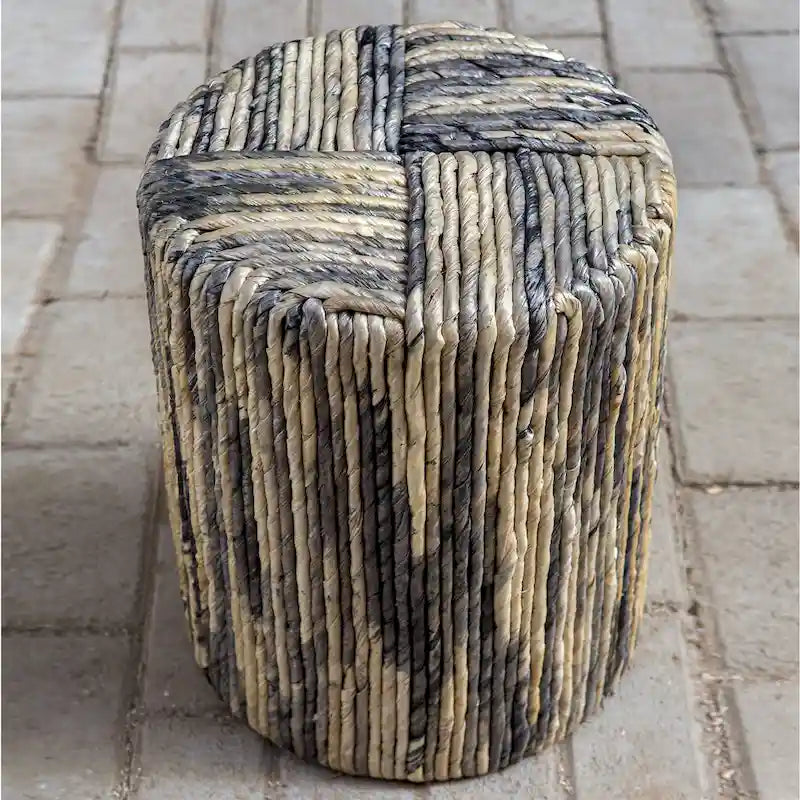 Taburete decorativo tejido
