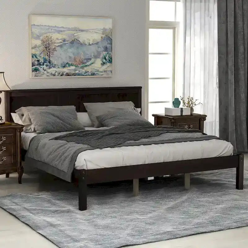 Estructura de cama tipo plataforma con cabecero y soporte de listones de madera
