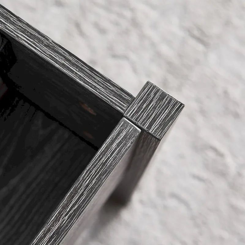 Mesa de centro moderna de madera gris claro con tapa elevable y almacenamiento oculto para la sala